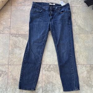Lot of 4 Blue narrow leg Women's Jeans. Size 27/4.